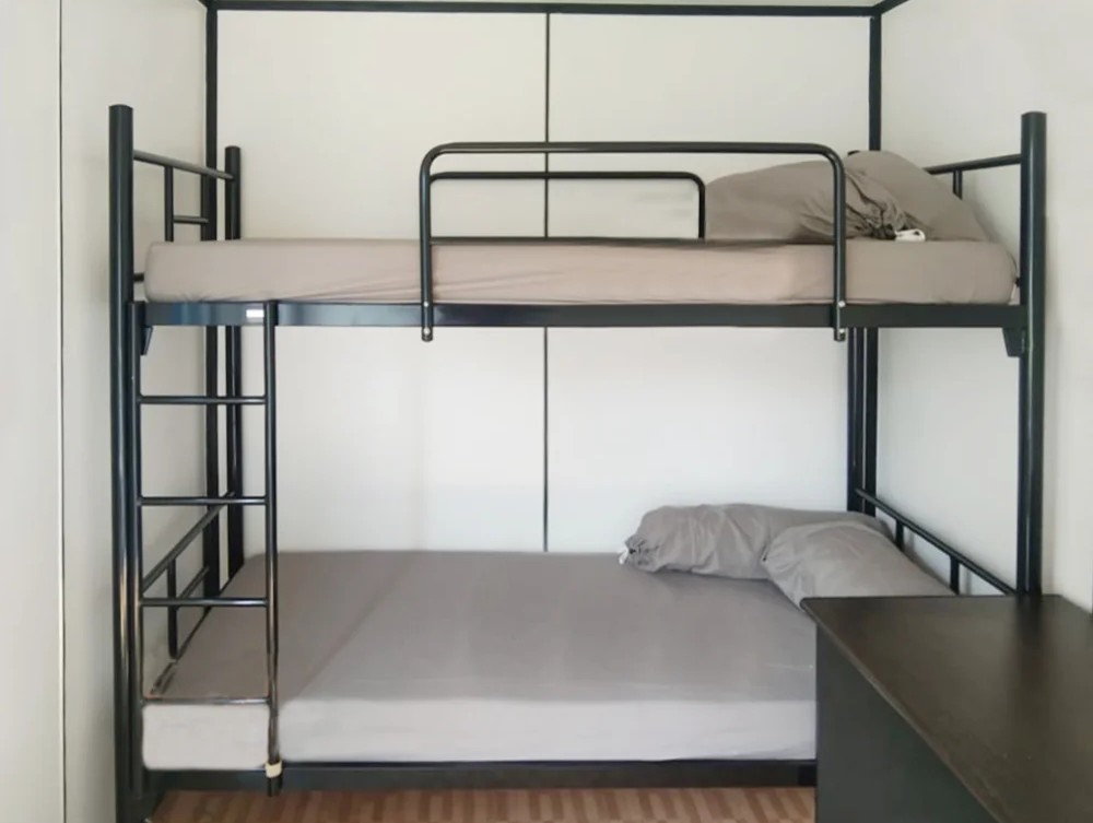 Mess-Container-40-Feet-40-Feet-Container-Accommodation-Indoor-2