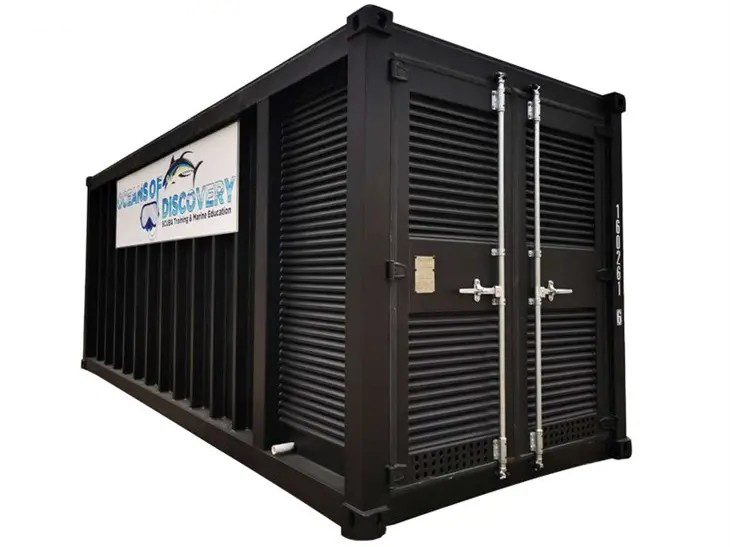 container-swimming-pool226bf